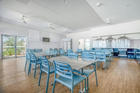 Tasman Holiday Parks - Denham Seaside - Travel Search 3