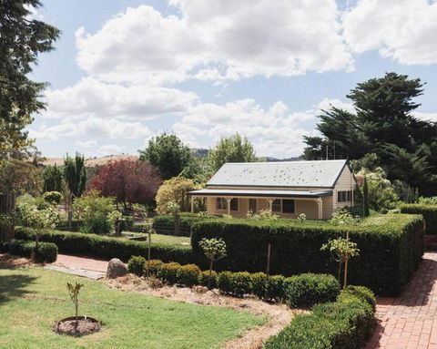 The Acres Of Tooborac Cottage - Tourism Guide 0