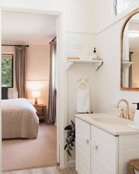 The Acres Of Tooborac Cottage - Tourism Guide 2