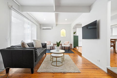 The Cosy Haven - Travel Search 1