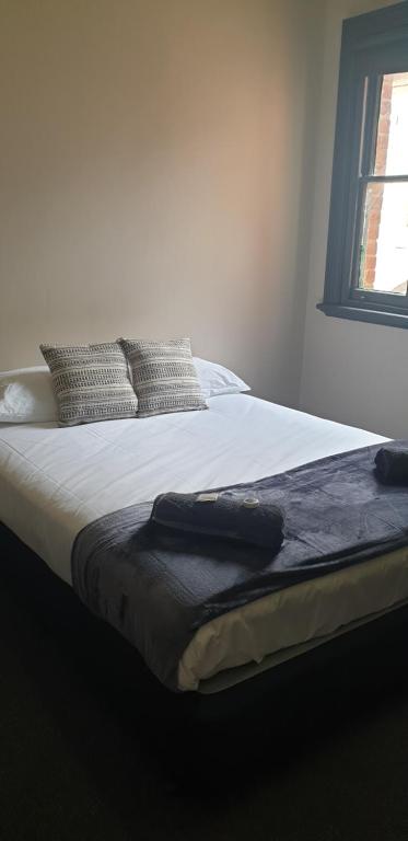 The Court House Hotel Narromine - Cruises Travel 1