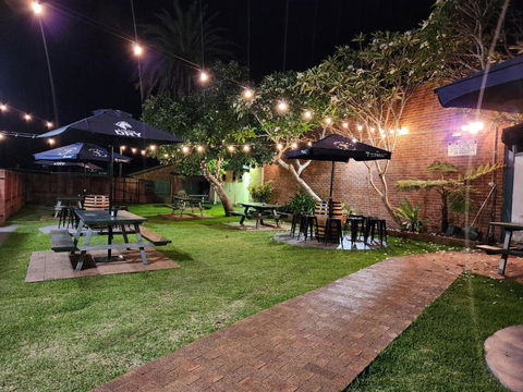 The Exchange Hotel - Travel Search 1