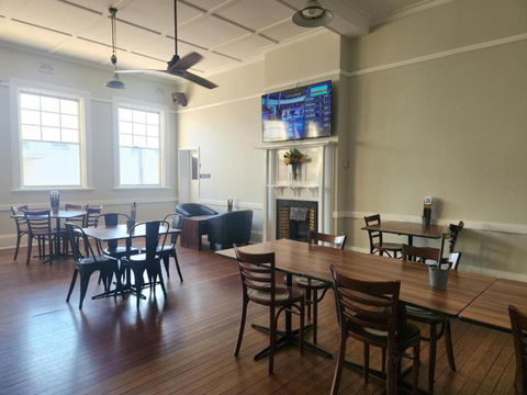 The Exchange Hotel - Travel Search 2