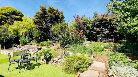 The Garden Cottage - Travel Search 1
