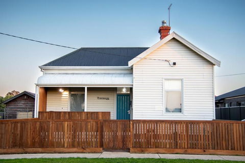 The Guesthouse - Travel Search 0