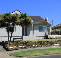 BEACHPOINT COTTAGE - Tourism Guide