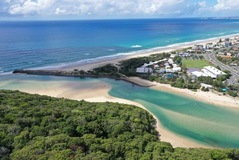 Beachside Bliss - Tourism Guide 0