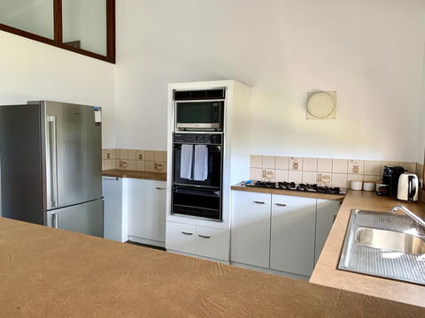 Beachside House - Travel Search 2