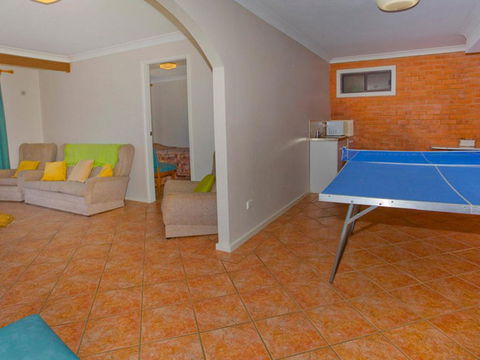 Beachside Retreat - Tourism Guide 3