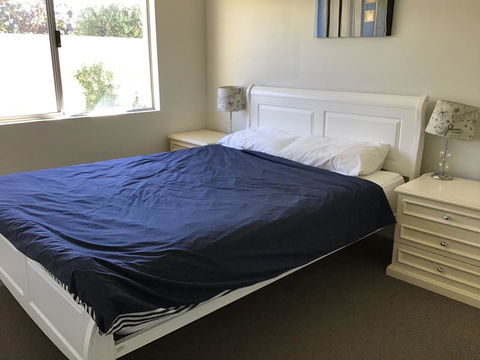 Beachwood House - Broadwater - Cruises Travel 2
