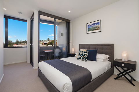 Beau Monde Apartments Newcastle - The Herald - Tourism Guide 0