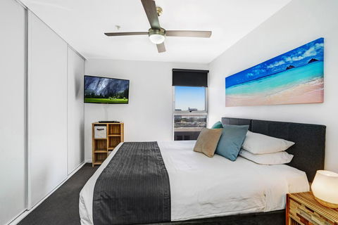 Beau Monde Apartments Newcastle - Worth Place Apartment - Tourism Guide 0