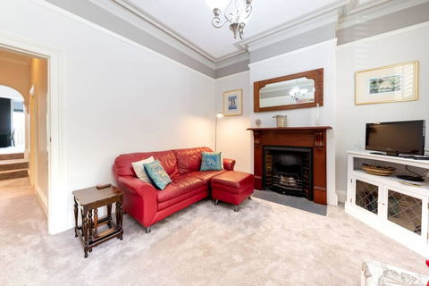 Beautiful Modern Historic Home Near Sydney Harbour - Travel Agents 2
