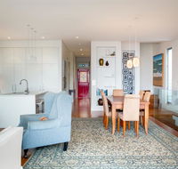 Beautiful Renovated Home With Water Views and Yard - Cruises Travel