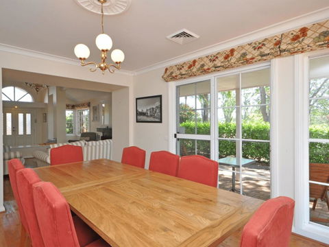 Beggars Bridge Vineyard Homestead W/ Pool + Wifi + Tennis + Vineyard - Travel Agents 1