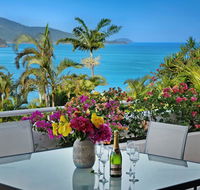 Bella Azure Two Bedroom Two Bathroom Spacious Ocean-view Apartment With Golf Buggy - Tourism Guide