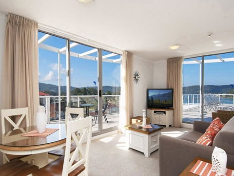 Bella Mare - 2 Bedroom Ocean View Terrace Apt - Cruises Travel 0