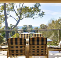Bellima Beach House' 9 Jackson Close - huge duplex with air con and fabulous views - Cruises Travel