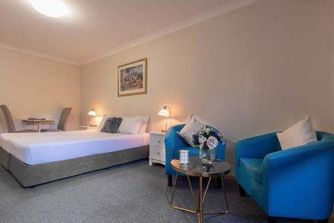 Benson Court Motel - Tourism Guide 3