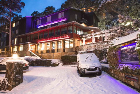 Bernti's Mountain Inn - Cruises Travel 2