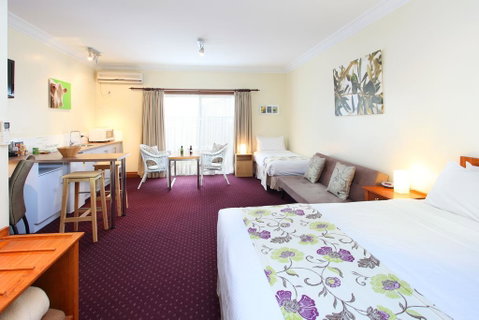Best Western The Henry Parkes Tenterfield - Tourism Guide 2