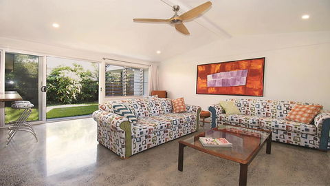 Betty's At Lennox Head - Air Conditioned - Cruises Travel 2