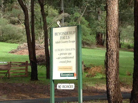 Beyonderup Falls Adult Retreat - Cruises Travel 1