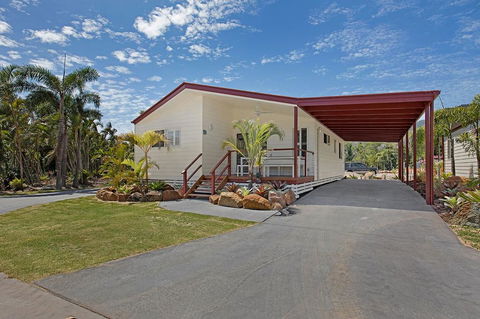 BIG4 Adventure Whitsunday Resort - Travel Search 3