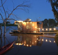 Bill's Boathouse - Cruises Travel