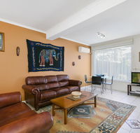 Black Dolphin Waterfront Apartment - Cruises Travel