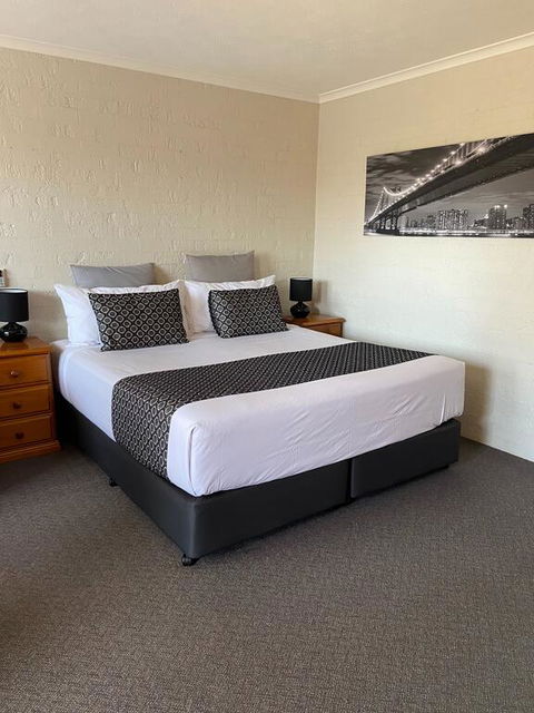 Blue Diamond Motor Inn - Travel Search 3