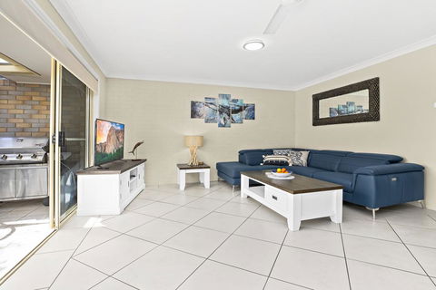 Blue Haze 3 - Sawtell, NSW - Travel Agents 1