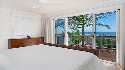Blue Horizon - Wifi - Lennox Head - Cruises Travel 3