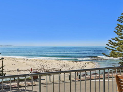 Blue Pacific 8 - Tourism Guide 1