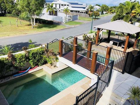 Bluewater Apartment - Tourism Guide 1