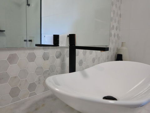 Bluewater Apartment - Tourism Guide 2