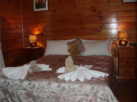 Boat Harbour Garden Cottages - Travel Agents 2