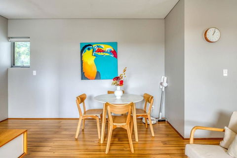 The Nordic Nook - A Relaxed Redcliffe Stay - Travel Search 3