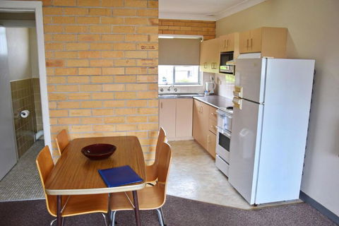 Wards Holiday Flat 6 - Tourism Guide 3