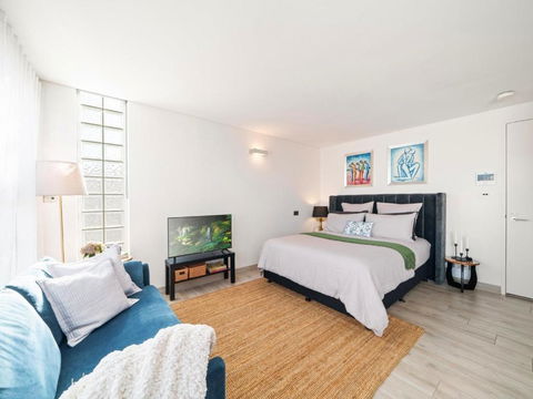 XQ Collection La Casa De Frida - Modern Studio With Balcony - Tourism Guide 3