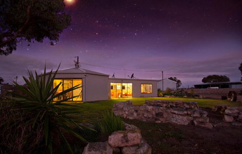 Coodlie Park Eco Retreat - Travel Agents 4