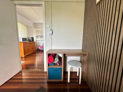 Zen Escape Guest House- Hidden Little Gem, Funky Corner, Boutique Granny Flat - Cruises Travel 1