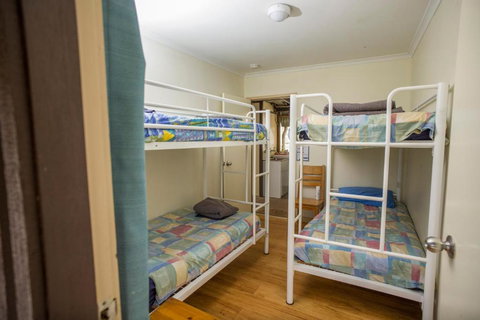 YHA Pittwater Eco, Sydney - Tourism Guide 1