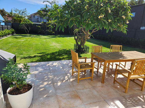 WOW - King Beds, Huge Yard, New Reno, Close To Beach, Private, Level No Stairs - Cruises Travel 1