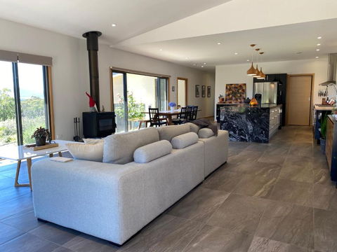 Yarra Valley Country Escape - Travel Agents 2
