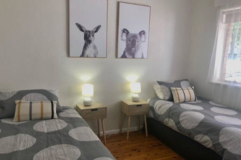 Young Olive - Travel Agents 2