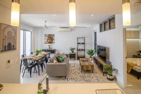ZEN CENTRAL CBD - Affordable 3-Bdrm Apt In The Heart Of Darwin City - Tourism Guide 0