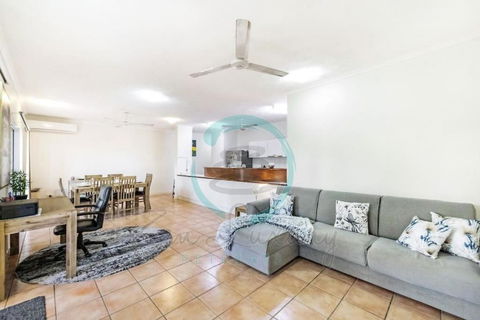 ZEN FORESHORE Cozy 2-BR, 2-BA Holiday Home + Pool - Tourism Guide 0
