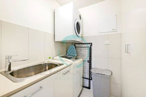 ZEN TOWERS: Cozy Executive 3-BR Family Apt In Darwin City - Tourism Guide 1
