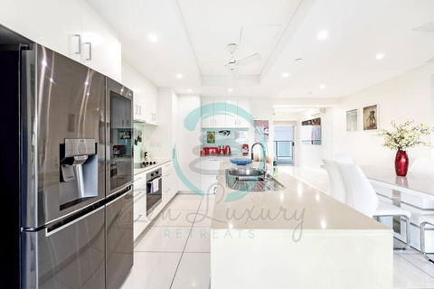 ZEN Tree Blossom: 3-BR Luxury Apt Near Waterfront - Tourism Guide 2